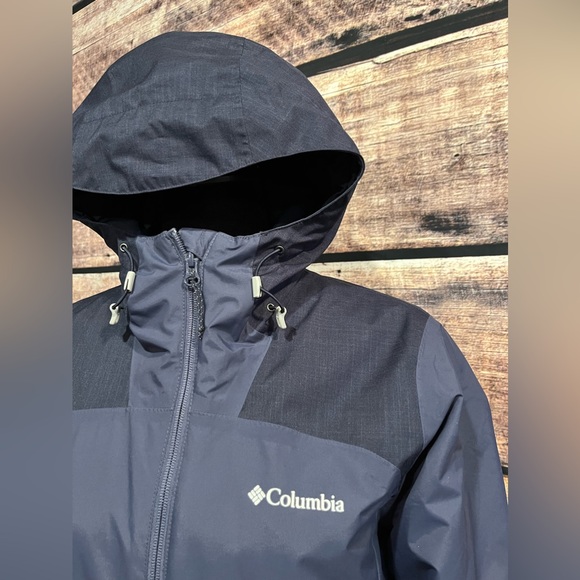 Womens Columbia jacket - Picture 3 of 14